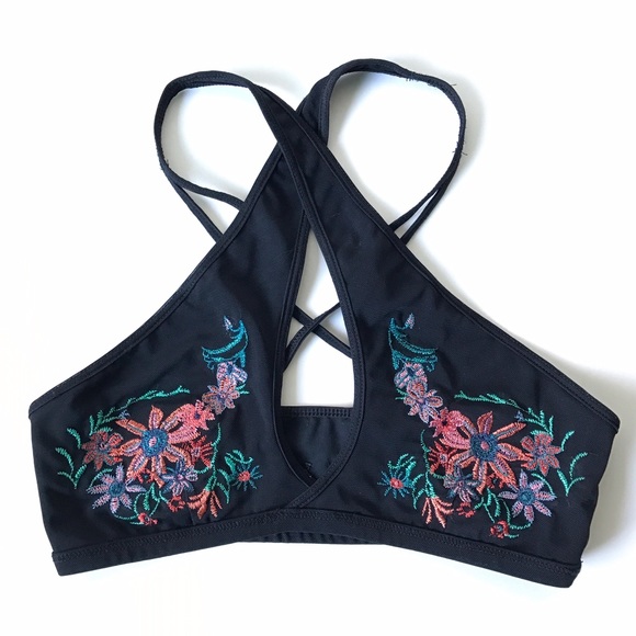 Urban outfitters without walls embroider cross bra - Picture 6 of 6